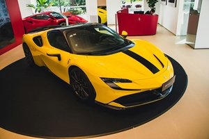 Aileron de lèvre avant de pare-chocs avant en fibre de carbone sèche de style OEM pour <span class=keywords><strong>Ferrari</strong></span> <span class=keywords><strong>SF90</strong></span> - Product Image 6