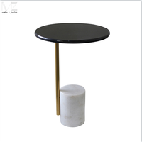 Table d'appoint de service pour canapé Table basse de bout élégante ronde dorée en acier inoxydable marbrée pour le salon