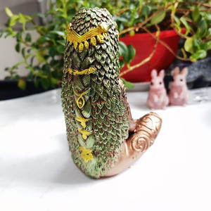 Vente en gros Nouvelle Statue en Résine Mère Terre Dorée Pachamama Déesse Sculpture Gaïa Offre Spéciale - Product Image 4