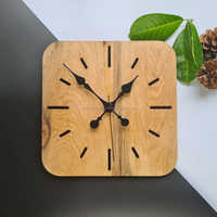 Nouvelle horloge murale en bois d'acacia de manguier de conception à la mode pour la décoration de maison de bureau et d'hôtel disponible à un prix abordable