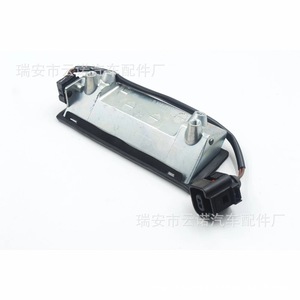 Vente en gros d'usine Volkswagen pour poignée de porte Passat modèle 1J0827566D pour porte coffre - Product Image 1