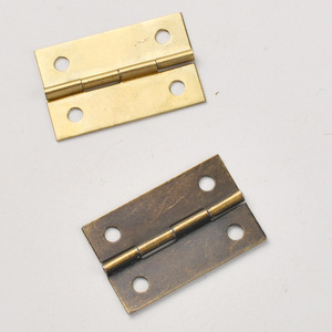 Bisagra plana de hierro y bronce estilo chino antiguo de 18x14mm para montaje en superficie de muebles y cajas de madera - Product Image 2