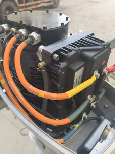 Moteur de bateau refroidi par eau 96V 15KW 20HP avec batterie et démarrage pour la fabrication - Product Image 1