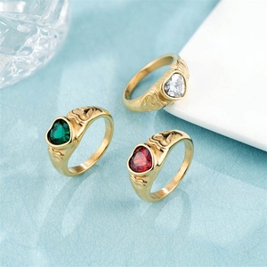 Bague vintage plaquée or avec zircon CZ, simple, en acier inoxydable, en forme de cœur, bijoux - Product Image 5