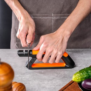 Pierre à aiguiser en acier corindon et résine à 4 niveaux pour hache et <span class=keywords><strong>machette</strong></span>. - Product Image 6