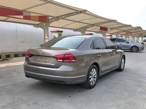 Volkswagen Passat d'occasion pas cher, berline fiable, voiture d'occasion, voitures d'occasion à vendre - Product Image 3
