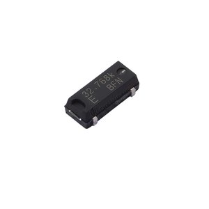 Q13MC30610003 ชิปไอซีควอตซ์คริสตัล RTC MC-306 แพ็คเกจ SMD ชิ้นส่วนเซมิคอนดักเตอร์จับเวลา 32.768K Q13MC30610003 - Product Image 1