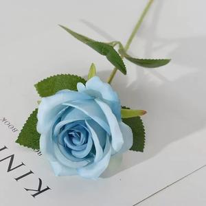 Ramo de flores de rosas artificiales de seda, hermosas rosas falsas para boda, decoración del hogar, flores falsas, regalo de San Valentín - Product Image 4