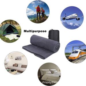 Sac de couchage en polaire Woqi gris foncé, couverture de voyage et de camping multi-usage 100x150cm, garnissage en fibres synthétiques - Product Image 1