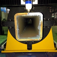 Machine de découpe automatique de tuyaux CNC pour tubes en acier et métal