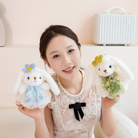 Peluche Lapin Fleuri Thème Forêt Personnalisée OEM/ODM - Animal en Peluche Lapin Habillé Personnalisé avec Dentelle et Accents Floraux