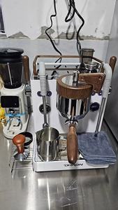 Cafetera Semiautomática de Acero Inoxidable 7124v, Estilo Italiano, 15 Bares de Presión, Uso Doméstico y Comercial en la UE/EE. UU. - Product Image 3