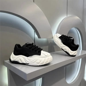 Chaussures de course pour hommes style européen à enfiler, collection automne 2026, polyvalentes, tendance, design patchwork color block, semelle PHYLON - Product Image 3