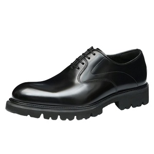 Chaussures habillées rehaussantes pour hommes - Style britannique, en cuir de vachette véritable et cuir verni, pour jeunes professionnels et bureau - Product Image 1