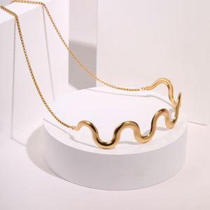 Wholesale Modern Fashion 18K <b>Gold</b> Plated Stainless Steel Bracelet and Wave Shaped Necklace Wedding Gift for Women - Product Image 2
