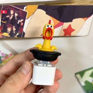 Llavero de juguete de plástico recargable con forma de pollo amarillo de dibujos animados, con botón activado por voz y luz LED, para alivio del estrés y ansiedad sensorial - Product Image 3