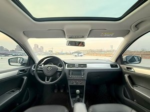 รถยนต์มือสอง Volkswagen Rapid ปี <span class=keywords><strong>2019</strong></span> เครื่องยนต์ 1.5 ลิตร เกียร์ธรรมดา รุ่น Comfort มาตรฐานยูโร 5 รถซีดานใช้งานได้จริง เหมาะสำหรับการเดินทางในครอบครัวและการเดินทางเพื่อธุรกิจในเอเชียและแอฟริกา - Product Image 6