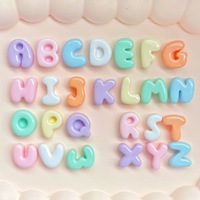 26 pièces assorties de breloques en résine Macaron pour nail art, lettres 3D mignonnes, initiales de l'alphabet, décorations de manucure à dos plat, accessoires DIY Kawaii
