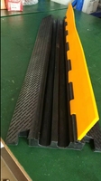 Protecteur de câble en caoutchouc extérieur 2 canaux pour câble électrique