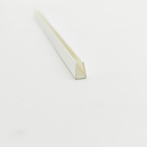 <span class=keywords><strong>Profil</strong></span>é en U extrudé en gros <span class=keywords><strong>pour</strong></span> bordure de panneau, <span class=keywords><strong>profil</strong></span> en plastique multifonctionnel <span class=keywords><strong>pour</strong></span> panneau d'ombrage de planche à dessin - Product Image 4