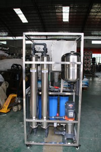 Système d'osmose inverse monophasé ZHONGYE 500 litres par heure avec réservoir et pompe 2 kW 220V/380V Garantie 1 an - Product Image 4