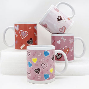 แก้วกาแฟพอร์ซเลนรูปหัวใจสีแดงแบบกำหนดเอง เป็นมิตรกับสิ่งแวดล้อม สำหรับวันวาเลนไทน์และของขวัญวันหยุด - Product Image 4