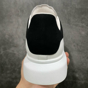 รองเท้าดีไซเนอร์คุณภาพสูง ปี 2026 หนังแท้ พื้นยาง ผูกเชือก ระบายอากาศได้ดี ป้องกันการลื่น เดินสบาย - Product Image 4