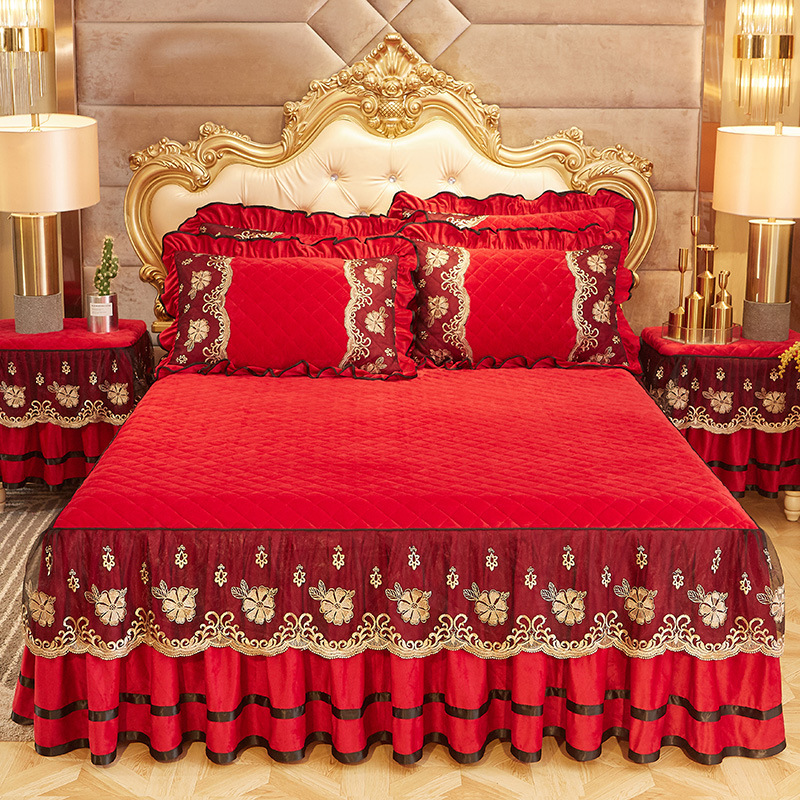 bed skirt A