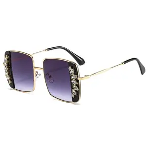 Fashionable metal square pattern diamond inlaid women's Sunglasses