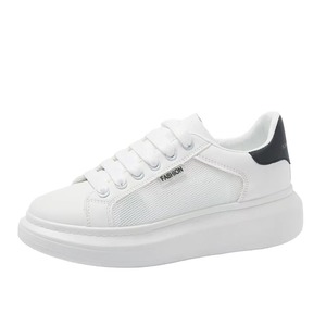 Chaussures de course et de marche personnalisables avec logo – Baskets unisexes pour femmes – Baskets de sport de marque de créateur de renom - Product Image 4