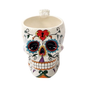 Tasse de voyage en porcelaine fine faite à la main en forme de cœur pour café et thé à emporter – Cadeau unique pour la rentrée scolaire pour les amateurs de café et de thé – Cadeau mignon - Product Image 3