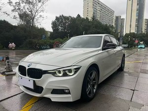 <span class=keywords><strong>BMW</strong></span> Serie 3 320Li <span class=keywords><strong>M</strong></span> Sport Night <span class=keywords><strong>Edition</strong></span> 2019, Sedán Usado, Rendimiento Estable y Cómodo para Compradores de Autos Usados en Asia y África - Product Image 4