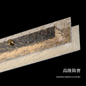 Suspension linéaire en verre de style nordique moderne et minimaliste, lampe de bar de luxe de créateur pour salle à manger, alimentation CA, tailles moyennes - Product Image 4