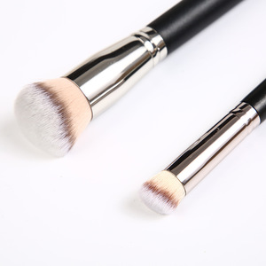 Brocha Angular para Base y Corrector <span class=keywords><strong>DASAN</strong></span> DS-815, Pelo Sintético Super Badger, Mango de Madera, Sin Marcas de Brocha, No Absorbe el Polvo - Product Image 3