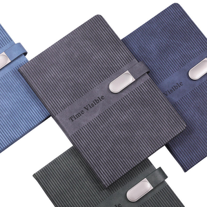 Taccuino in Pelle A5 <span class=keywords><strong>a</strong></span> <span class=keywords><strong>Righe</strong></span> Verticali, Chiusura Ovale in Metallo con Logo Inciso - Perfetto per Riunioni d'Ufficio e Diario Quotidiano - Product Image 4