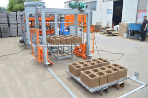 Máquina Automática para Fabricar Ladrillos de Hormigón QT5-15, Máquina para Hacer Ladrillos de Ceniza Volante, <span class=keywords><strong>Precio</strong></span> de Máquina para Bloques de <span class=keywords><strong>Cemento</strong></span> - Product Image 4