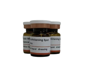 Веганская сыворотка без жестокости к животным с транексамовой кислотой, ниацинамидом, гиалуроновой кислотой и экстрактом корня шалфея для коррекции пигментации и осветления веснушек - Product Image 1