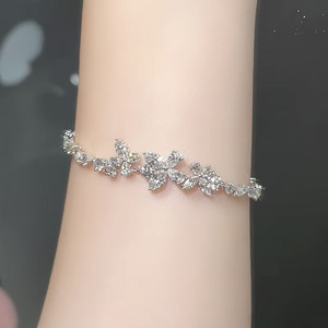 Pulsera de Oro Blanco de 18K con Diamantes Cultivados en Laboratorio, Diseño de <span class=keywords><strong>Mariposa</strong></span> Irregular, Estilo Fashion Channel, para Mujer, Joyería Fina, Regalo, Venta al por Mayor - Product Image 5