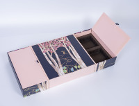 Boîte cadeau de luxe pliable auto-élevante magnétique recyclable avec finition brillante/laminage latte et gaufrage pour bougies, portefeuilles et cadeaux
