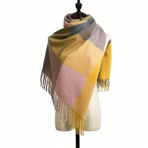 Bufandas de Invierno para Mujer, Elegantes y Cálidas, de Poliéster y Cachemira, con Diseño a Cuadros, Suaves - Product Image 4