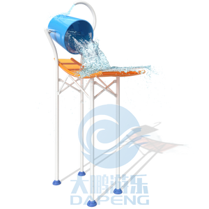 Équipement de jeu aquatique commercial en fibre de verre pour hôtels, avec pulvérisation d'eau extérieure et seau pour enfants - Product Image 6