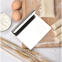 Grattoir à pâte en acier inoxydable avec manche en acier, résistant à la chaleur, compatible lave-vaisselle, outil de cuisine écologique pour la pâtisserie, les légumes