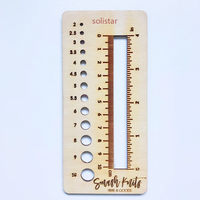 Outil de référence pour le tricot et le crochet - Règle de mesure personnalisée en bois pour échantillons et aiguilles - Jauge de tricot