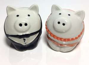 Saliera e Pepiera in Ceramica a Forma di Maialino Sposi, Souvenir in Porcellana <span class=keywords><strong>per</strong></span> Matrimoni ed <span class=keywords><strong>Eventi</strong></span> - Product Image 5