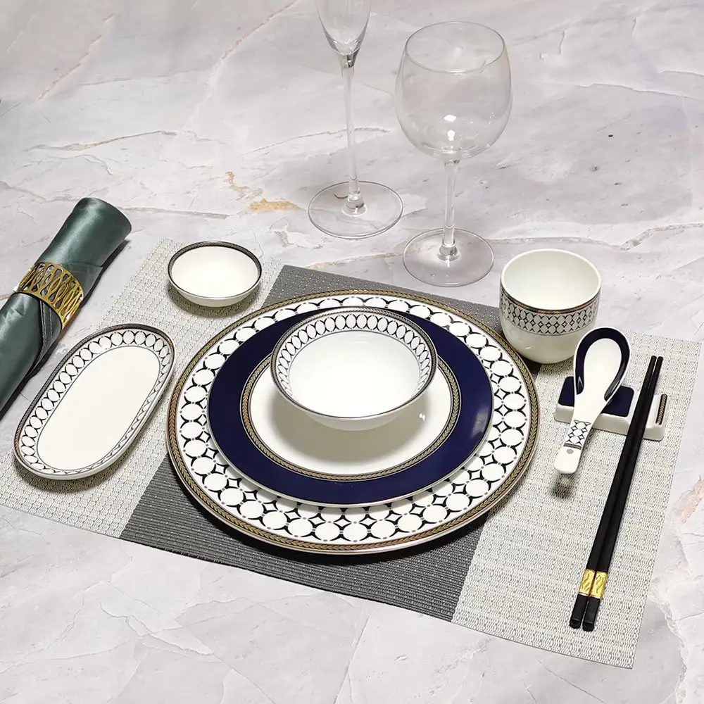 Горячая распродажа, Высококачественная Европейская тарелка для домашней вечеринки, ресторанная тарелка, тарелка для стейка, тонкая костяная китайская керамическая посуда, набор с ободом из синего золота