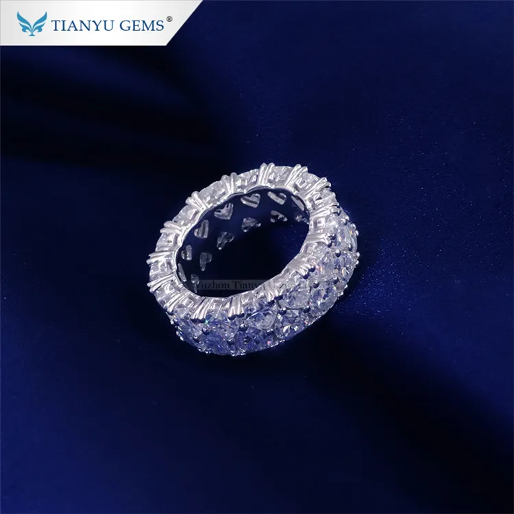 Tianyu मणि 7.5CTW टोकरी डिजाइन 2 पंक्तियों दिल के आकार प्रयोगशाला डायमंड Moissanite बुध बैंड सोने अनंत काल की अंगूठी