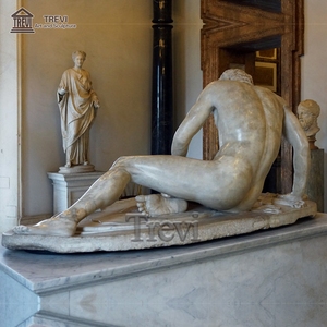 Statua di Alta Qualità in Marmo Bianco a Grandezza Naturale dell'Uomo Galata che Morde, Stile Greco-Romano Antico - Product Image 2