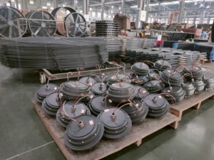 Ventilador Industrial Grande y Móvil para Gimnasio, de Bajo Consumo, con Nebulización, Protección IP55, 300 RPM, Cobertura de 300 Metros Cuadrados - Product Image 6