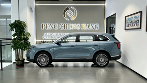 JETOUR X70L 2026, SUV Mediano de 5/7 Plazas, Motor 1.5T Turbo de 156HP, Transmisión Automática 7DCT, Techo Corredizo de Cuero, Distancia Entre Ejes Larga, Vehículo Familiar Espacioso, Volante a la Izquierda, Exportación - Product Image 3