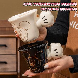 Taza <span class=keywords><strong>de</strong></span> cerámica <span class=keywords><strong>de</strong></span> Disney con asa, taza <span class=keywords><strong>de</strong></span> café <span class=keywords><strong>de</strong></span> dibujos animados, taza <span class=keywords><strong>de</strong></span> leche para uso doméstico, oficina y regalo <span class=keywords><strong>de</strong></span> Navidad - Product Image 4